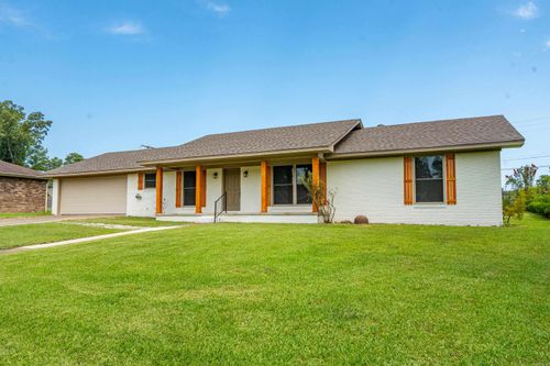2708 Mockingbird Ln, Arkadelphia, AR, 71923-5319 | Card Image