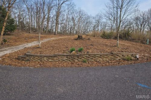 859 Village Green Ct, Lake Sherwood, MO, 63357-1637 | Card Image