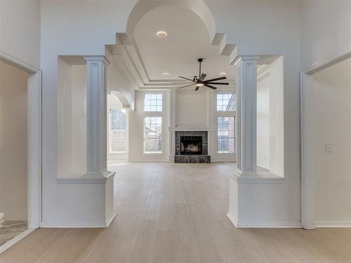 11920 Skyway Ave, Oklahoma City, OK, 73162-1045 | Card Image