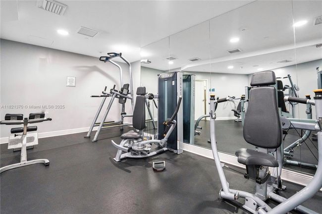 APT-2201 - 1250 S Miami Ave, Condo with 2 bedrooms, 2 bathrooms and null parking in Miami FL | Image 25