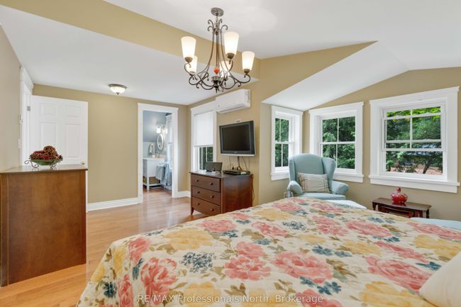 550 Wagner St, House other with 3 bedrooms, 3 bathrooms and 4 parking in Gravenhurst ON | Image 34