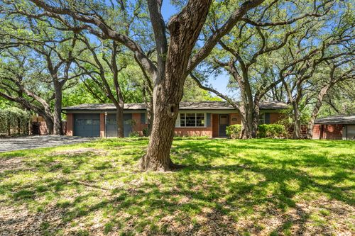 1110 Hollybluff St, Austin, TX, 78753-4015 | Card Image