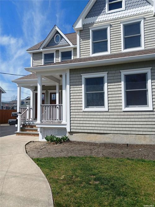 2-57 Prospect St, Babylon, NY, 11702-3503 | Card Image