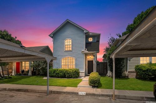 2723 Crown Arbor Dr, San Antonio, TX, 78251-1726 | Card Image