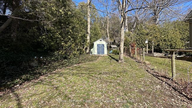 9 Maple Lane, House other with 3 bedrooms, 1 bathrooms and 1 parking in Goderich ON | Image 39