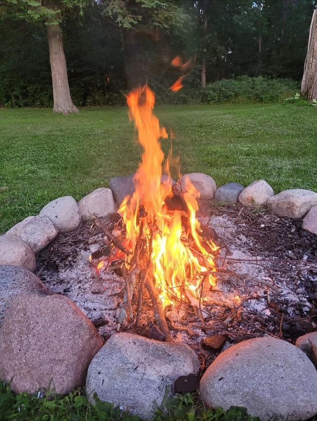 Firepit in back yard | Image 33