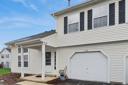 513-513 East Ave, Streamwood, IL, 60107-2205 | Card Image
