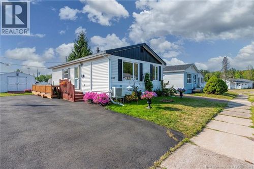 207 Westbrook Cir, Moncton, NB, E1E2L9 | Card Image