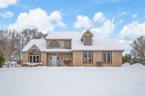 53271 County Murray Dr, Granger, IN, 46530-8990 | Card Image