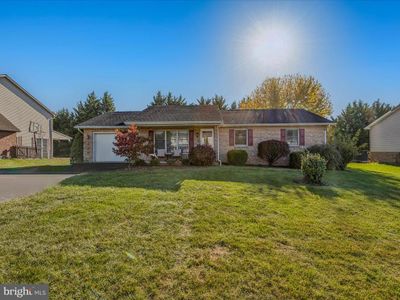 1558 Paulmark Avenue, House other with 3 bedrooms, 1 bathrooms and null parking in GREENCASTLE PA | Image 1