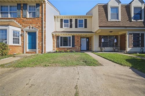 1561 Jameson Dr, Virginia Beach, VA, 23464-6447 | Card Image