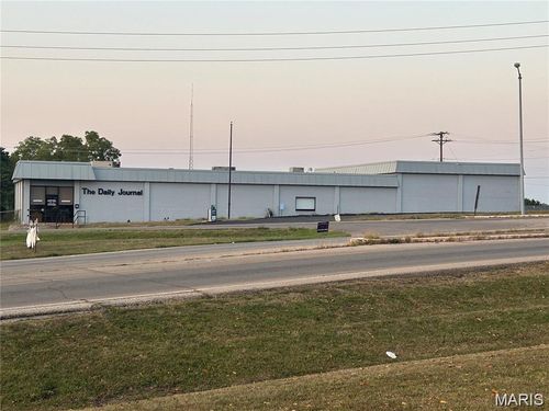 1513 S Saint Joe Dr, Park Hills, MO, 63601-2402 | Card Image