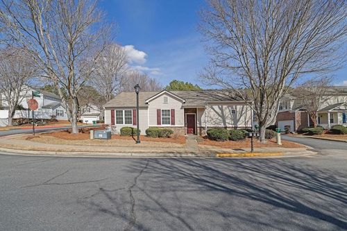 326 Hiawassee Dr, Woodstock, GA, 30188-7804 | Card Image