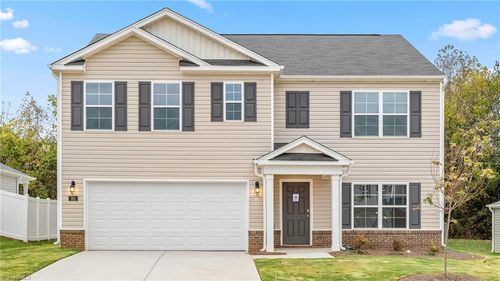 517 Wheel Crest Dr, Winston-Salem, NC, 27127 | Card Image