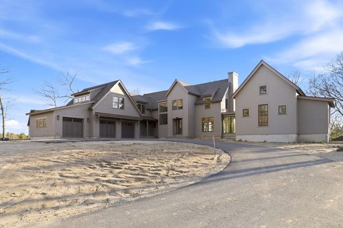 99 Sunset Rock Rd, Andover, MA, 01810-4842 | Card Image
