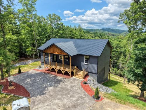 140 Short Oak Run, Murphy, NC, 28906-5044 | Card Image