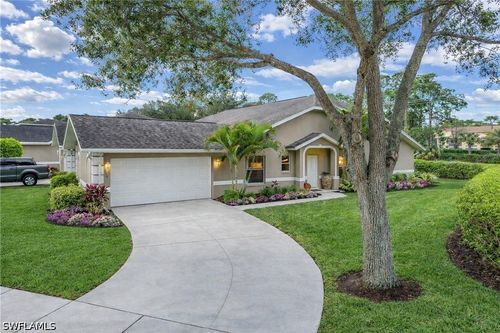 2037 W Crown Pointe Blvd, NAPLES, FL, 34112-3649 | Card Image