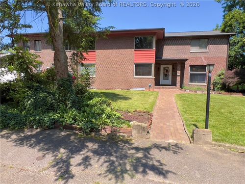 3915 Virginia Ave Se, Charleston, WV, 25304-1601 | Card Image