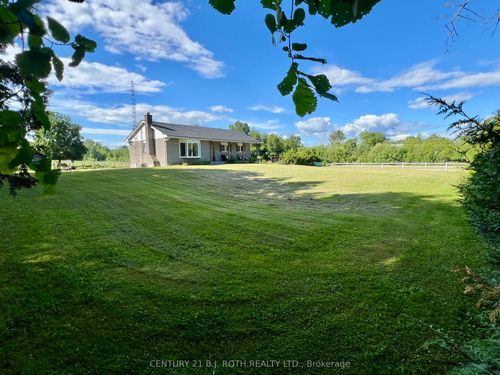 2266 Foxmead Rd, Oro Medonte, ON, L0K1E0 | Card Image