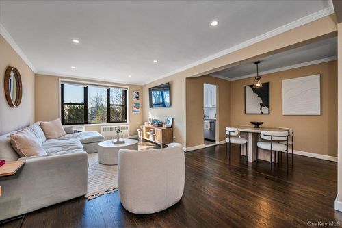 apt-4j-1 Remsen Rd, Yonkers, NY, 10710-1830 | Card Image