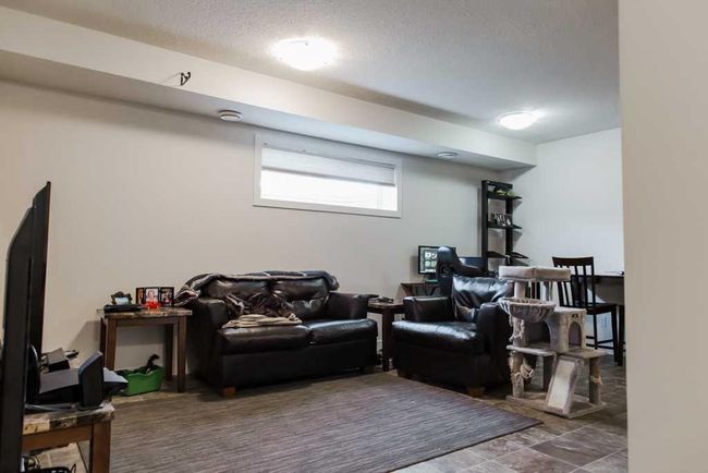 9615 113 Avenue, Home with 5 bedrooms, 3 bathrooms and 4 parking in Clairmont AB | Image 23