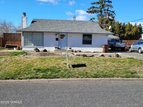 1014 S 36th Ave, Yakima, WA, 98902-3972 | Card Image