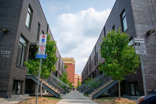 {{alt}} | Card Image