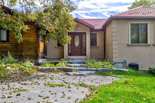 3791 Vivian Rd, Cedar Valley, ON, L0G1E0 | Card Image