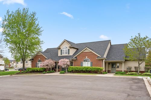 63-4130 S Hampton Ridge Boulevard, Genoa Township, MI, 48843 | Card Image