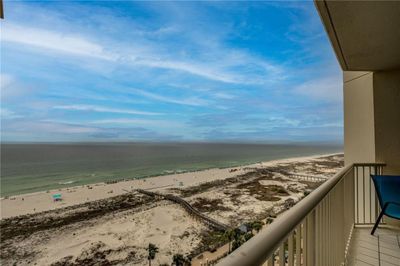 A1204 - 375 Beach Club Trail, Condo with 3 bedrooms, 3 bathrooms and 4 parking in Gulf Shores AL | Image 2