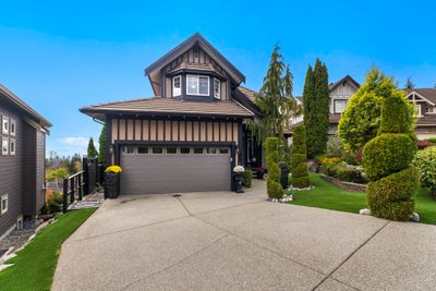 31 Birchwood Cres, House other with 5 bedrooms, 3 bathrooms and null parking in Port Moody BC | Image 1