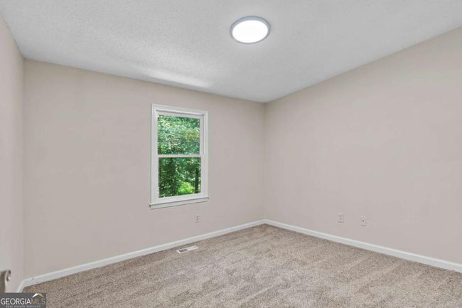 4617 Kingswood Dr, House other with 3 bedrooms, 2 bathrooms and 2 parking in Flowery Branch GA | Image 16