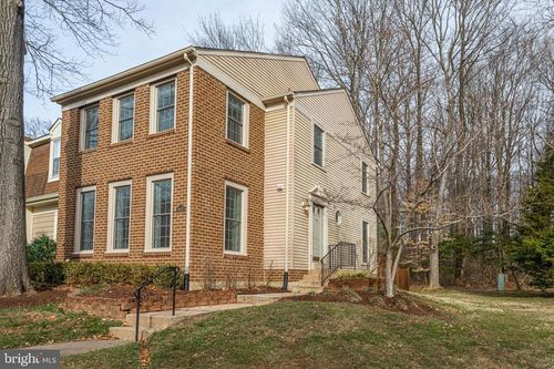 9620 Masterworks Dr, VIENNA, VA, 22181-6103 | Card Image