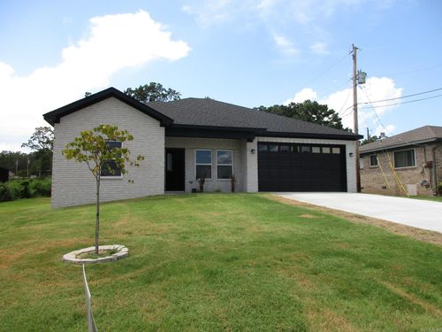 5613 Sonora Dr, North Little Rock, AR, 72118-3466 | Card Image