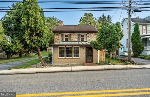 59 E Main St, ELVERSON, PA, 19520-9323 | Card Image
