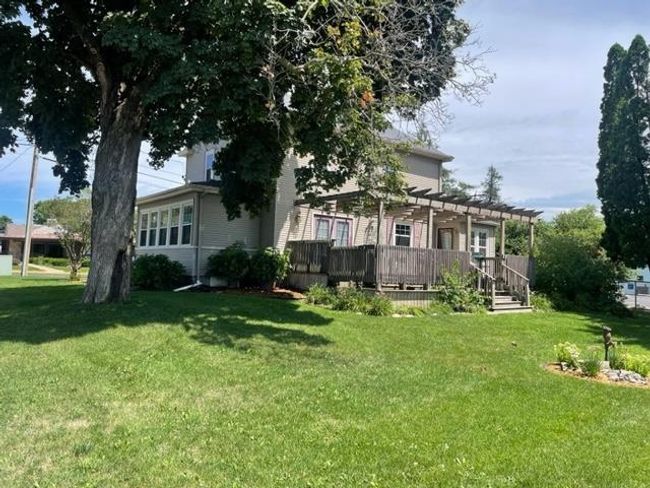 242 W Hickory St, House other with 3 bedrooms, 2 bathrooms and null parking in LANCASTER WI | Image 4