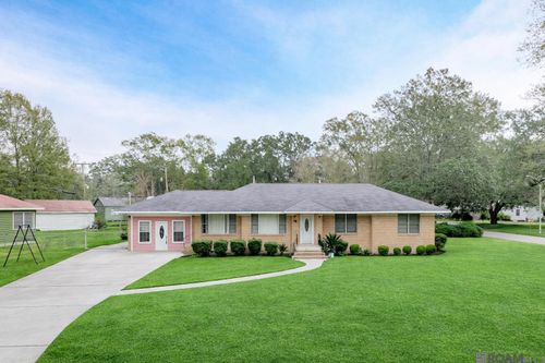 924 Valcour Dr, Baton Rouge, LA, 70806-1861 | Card Image