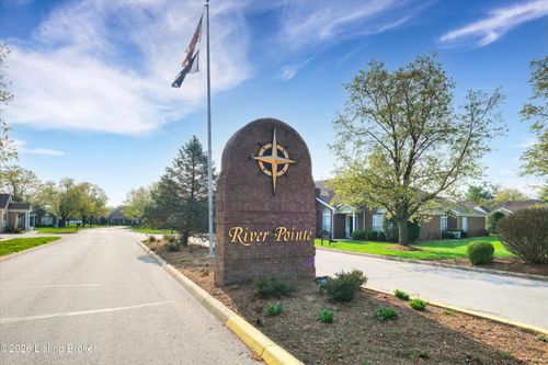 6215 River Pointe Dr, Louisville, KY, 40258-5453 | Card Image