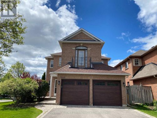 2362 Woodridge Way, Oakville, ON, L6H6S3 | Card Image