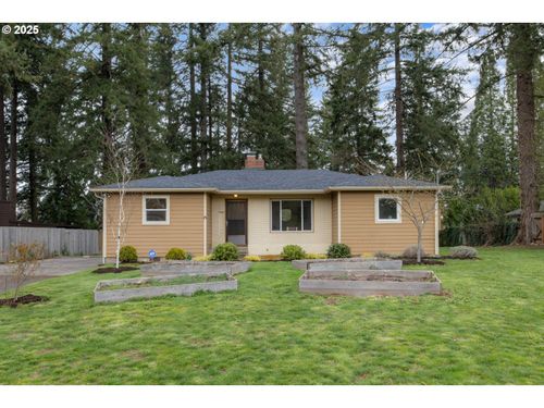 13001 Se Claybourne St, Portland, OR, 97236-4932 | Card Image