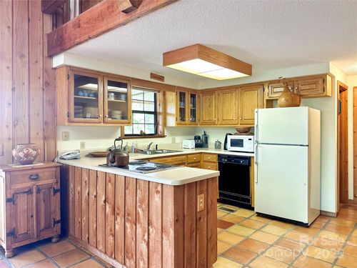 236 Valleyview Dr, Topton, NC, 28781-9501 | Card Image