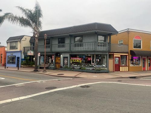 120 Stockton Ave, Capitola, CA, 95010-3241 | Card Image