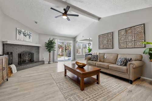 11302 Windermere Mdws, Austin, TX, 78759-4549 | Card Image