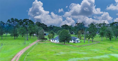 100 Hill Ranch Ln, New Waverly, TX, 77358-5856 | Card Image