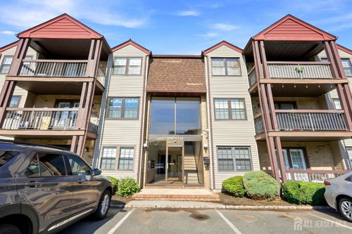 209 Newport Ct, Fords, NJ, 08863-1471 | Card Image