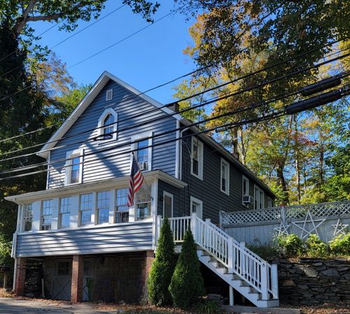 6 W Main St, Chester, CT, 06412-1301 | Card Image