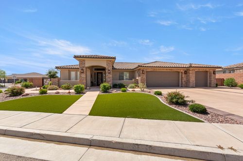 717 W Osprey Dr, Washington, UT, 84780-3129 | Card Image