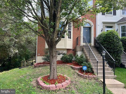 3001 Cahill Ln, DUMFRIES, VA, 22026-3312 | Card Image
