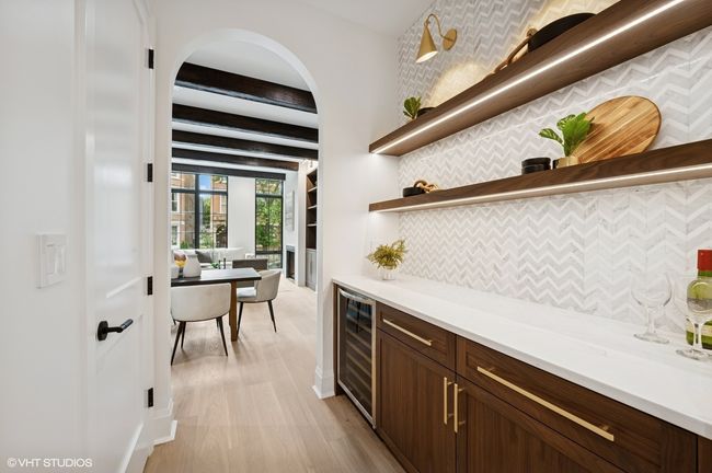 1 - 838 N Damen Ave, Home with 4 bedrooms, 3 bathrooms and 1 parking in CHICAGO IL | Image 8