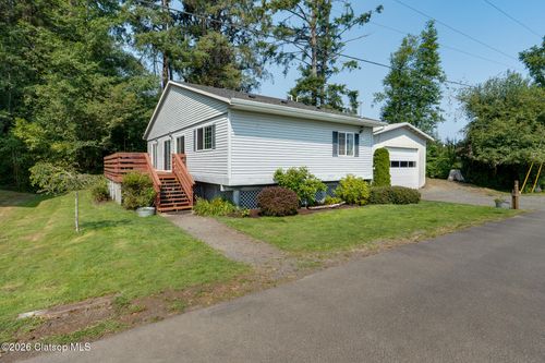 725 King Salmon, Hammond, OR, 97121 | Card Image